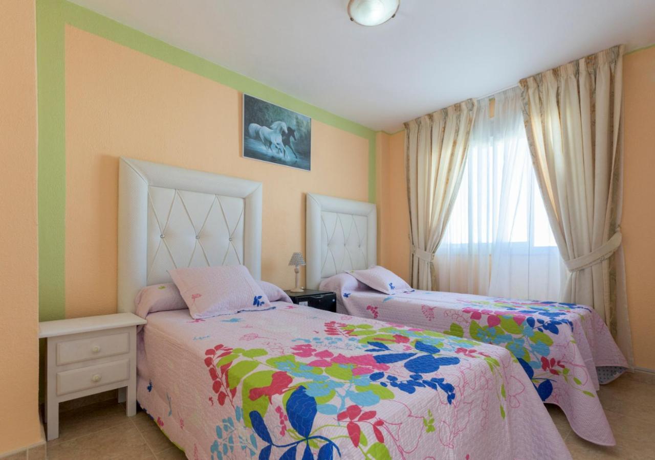 Gcprestige Lägenhet Estepona Exteriör bild
